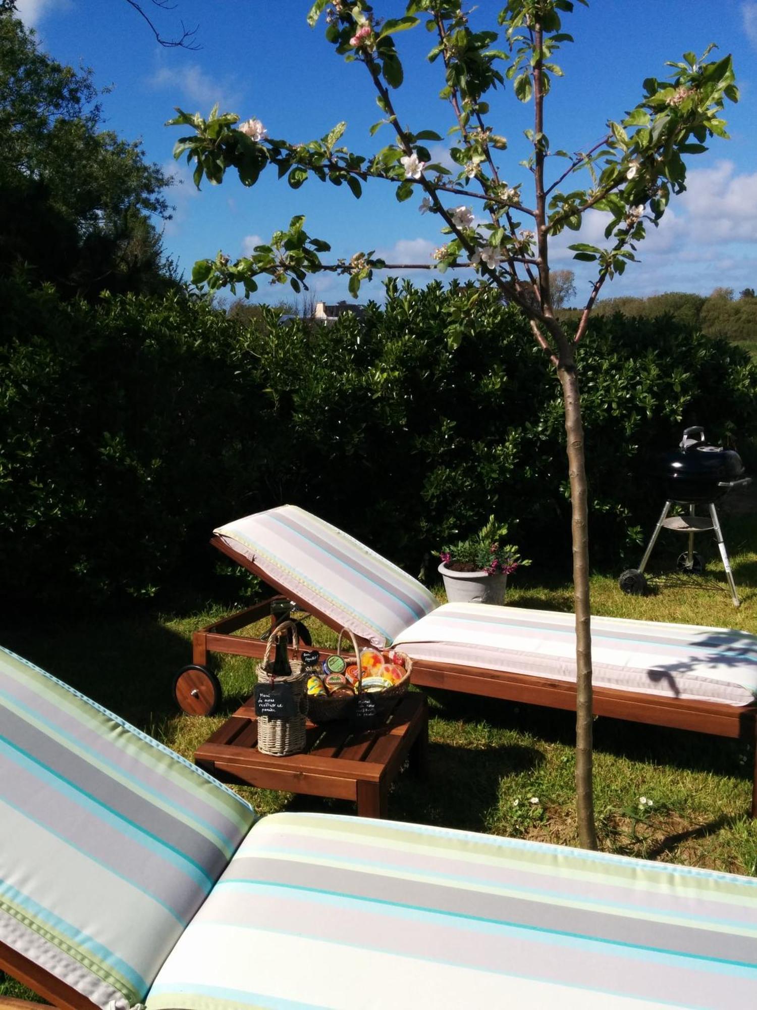 Roulotte Gites O Bien-Etre Massage Spa Sejour Bien-Etre En Hebergement Insolite Roulotte Karantez Ou En Gites Melon Ou Yock A 800 M Des Plages Maison D'Hote Drogou Porspoder Eksteriør billede